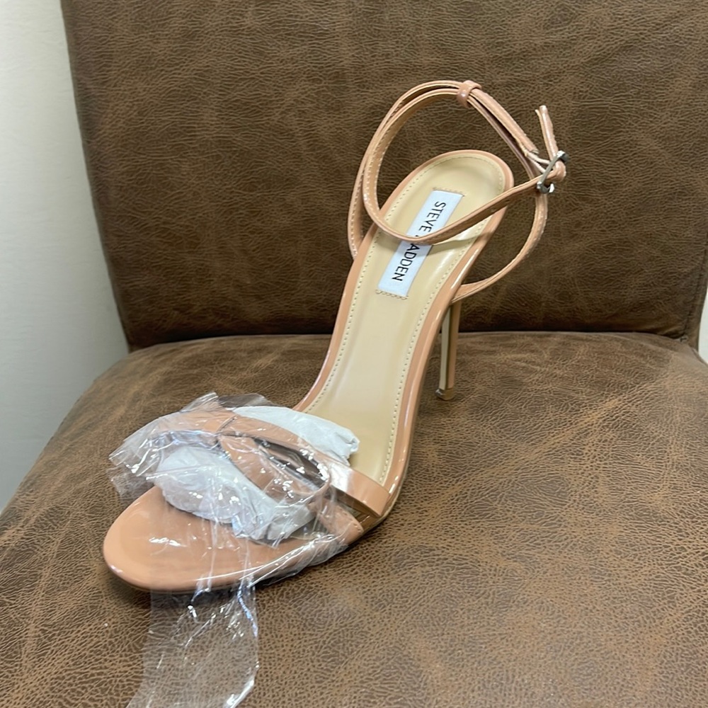 Steve Madden high heel